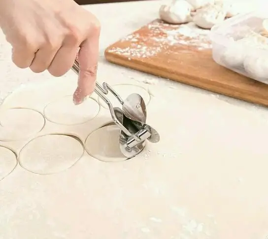 

Stainless Steel Dough Press Dumpling Pie Ravioli Mould Maker Cooking Pastry Tools Circle Dumpling Device Dumpling Making Machine