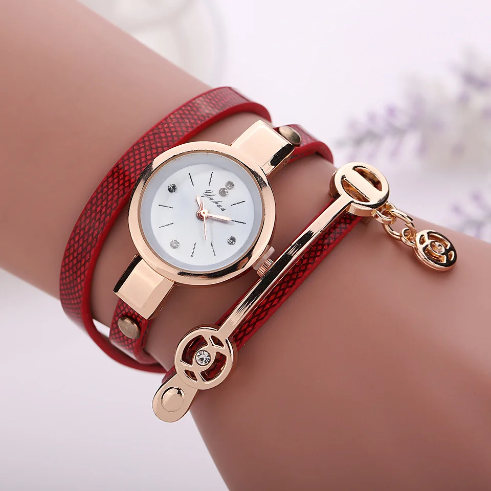 Fashion Wanita Pesona Membungkus Kulit Kuarsa Jam Tangan Wanita Rhinestone Watch Wanita Montre Mujer Khusus Hadiah untuk Wanita