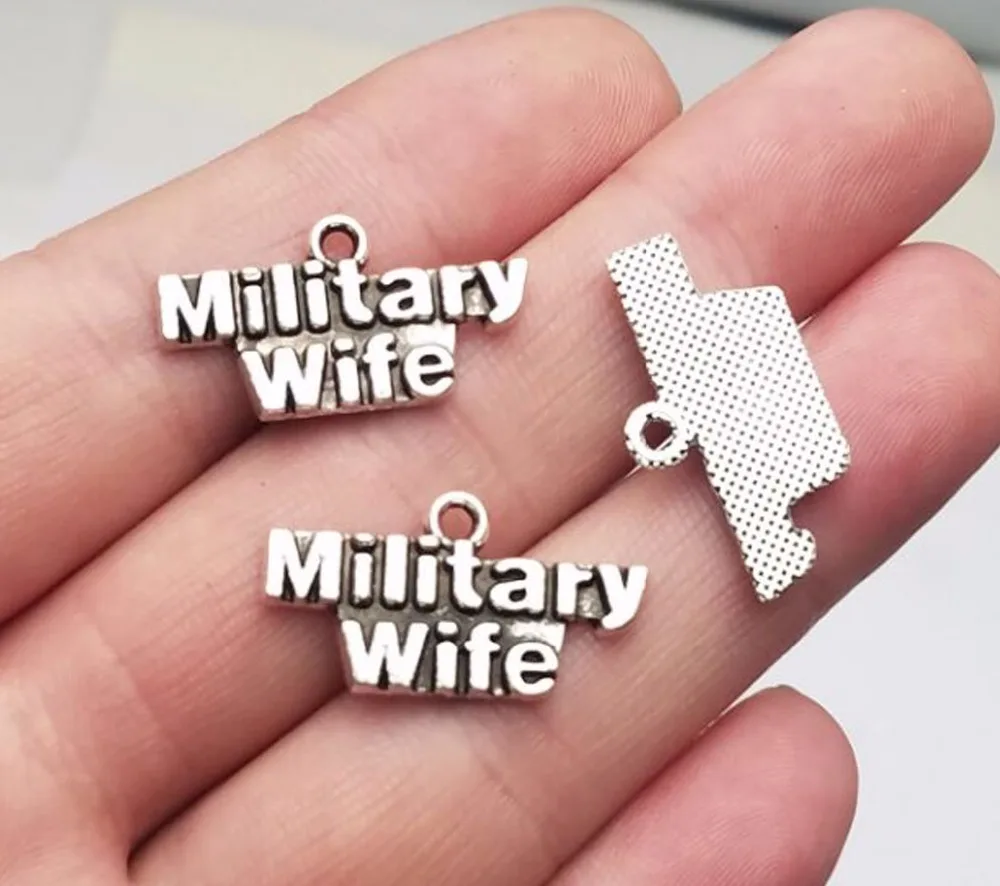 25pcs/Lot--24x13mm Antique Silver Plated Military Wife Charms Pendants For Diy Keychain Supplies Jewelry Making Accessories