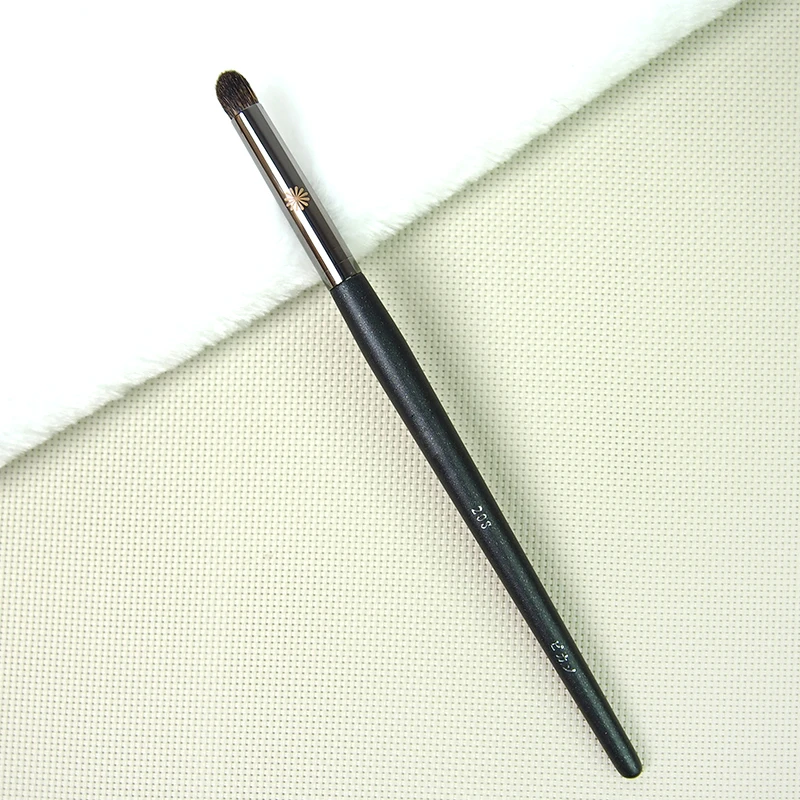 High Quality Eyeshadow Brush #208 Soft Squirrel Hair Pointed Smoky Eye Smudge Brush Make up Cosmetic Brush