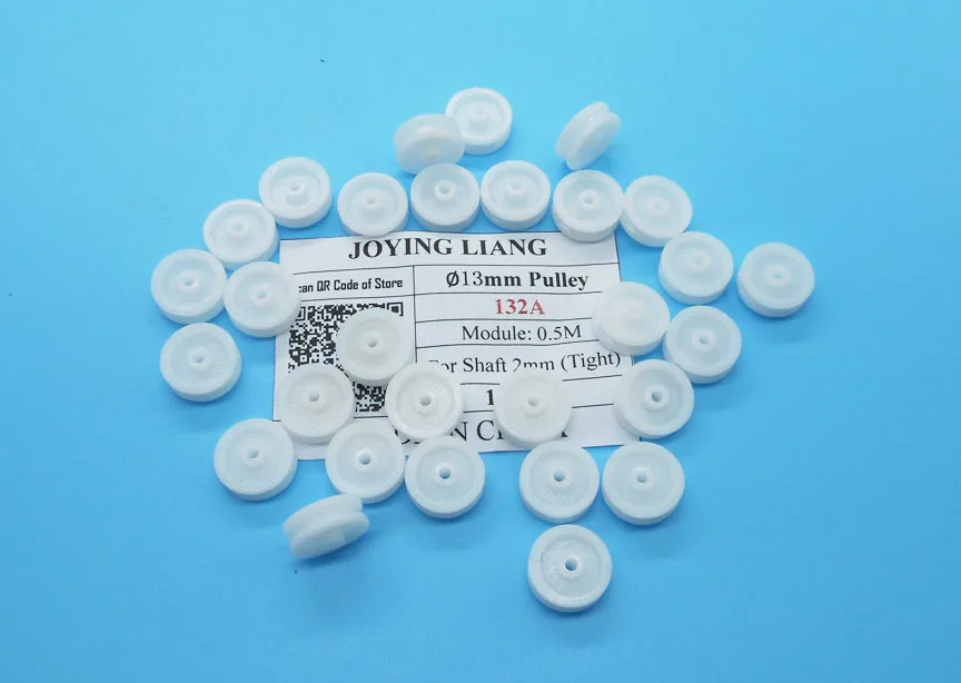 Puleggia di plastica arancione del foro di 20 pz/lotto 2mm per il commercio all'ingrosso degli accessori dell'aeroplano dell'automobile del giocattolo di DIY RC