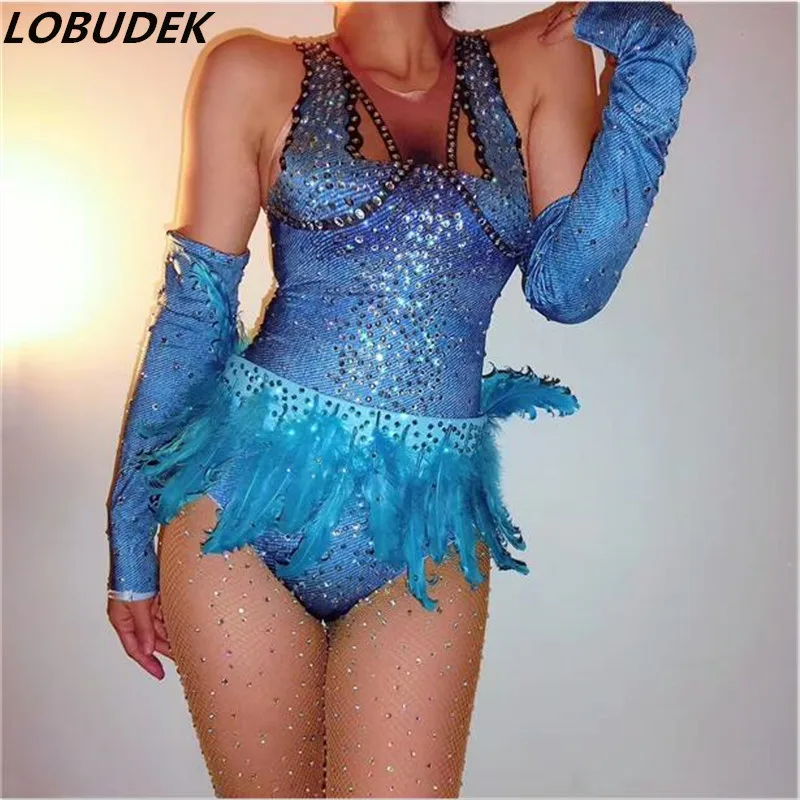 Niebieski Kombinezon z Piórami i Cyrkoniami Rękawiczki Strój Sceniczny dla Tancerki Piosenkarki Seksowny Kostium na Bar Imprezę Klubową Występ Piosenkarki