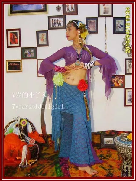 ลูกไม้ Belly Dance Top Flamenco เต้นรำ Top เกาหลีเสื้อลูกไม้ด้านบนทรัมเป็ตแขน CE02