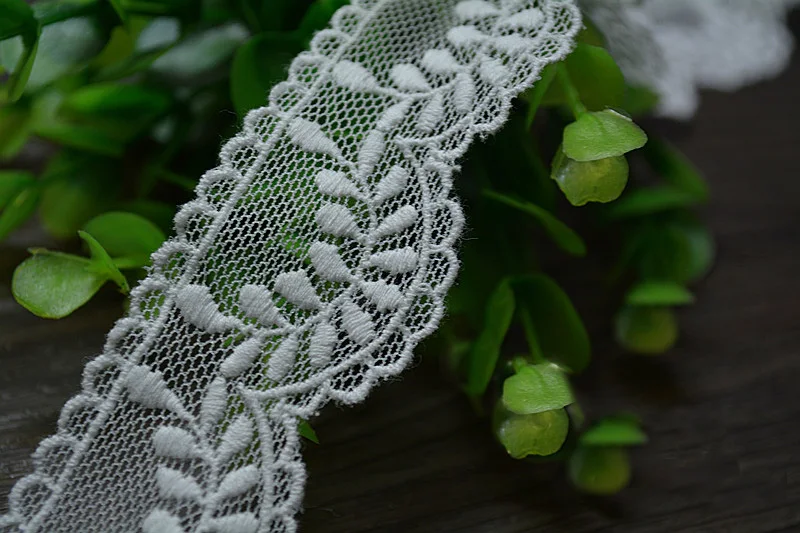Netz-Spitzenbesatz-Applikation zum Nähen, Baumwollbesatz, Band, Heimtextilien, Weiß und Beige, 5 Yards, 3,2 cm breit – Detail 3