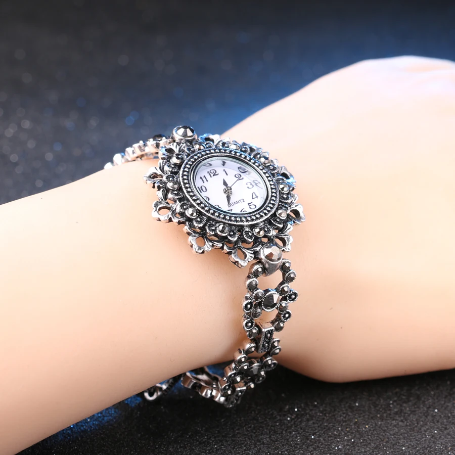 Wbmqda 2018 New Arrivals Vintage Silver Plated Hollow Floral Crystal Metal Watch Bracelets For Women Fashion Jewelry