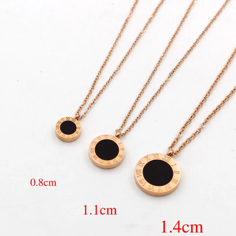 Roman Numerals Two Side Circle Round Pendant Necklace For Women Shell Jewelry Stainless Steel Love Short Necklaces Luxury K026-2