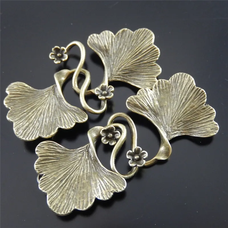 (8Pieces) Retro Bronze Tone Copper Ginkgo Leaves Necklace Pendant Bracelet Charms 29*26mm  Women Bohemia Jewelry Findings  04625