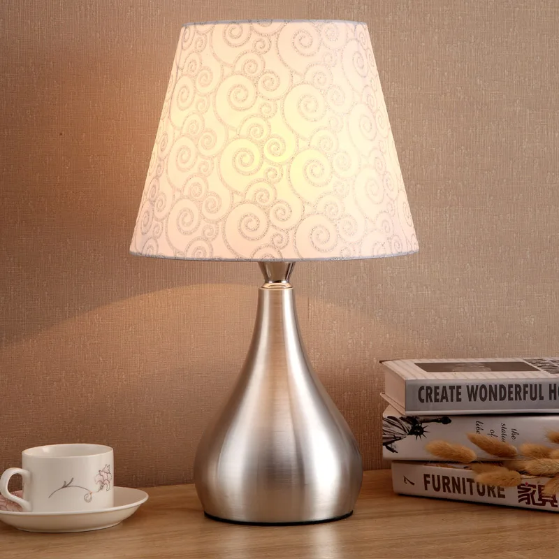 

creative simple Table lamps bedroom bedside modern European style living room warm bed headlights desk lamps ZA ZL516