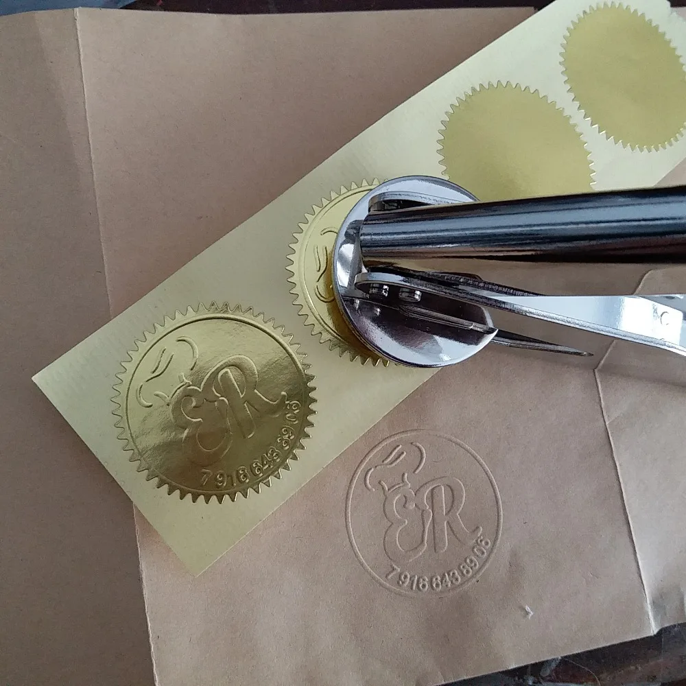 Gorący dostosowujący stempel do wytłaczania z Twoim logo, spersonalizowana pieczęć do wytłaczania do ustawiania listów/naczek Gaufrage na koperty