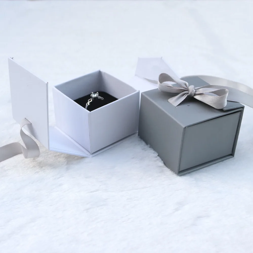 DoreenBeads 3PCs Ribbon Bowknot Jewelry Boxes Paper Gray White Color For Gift Present Ring Earring Packing Display 5*5*4cm,