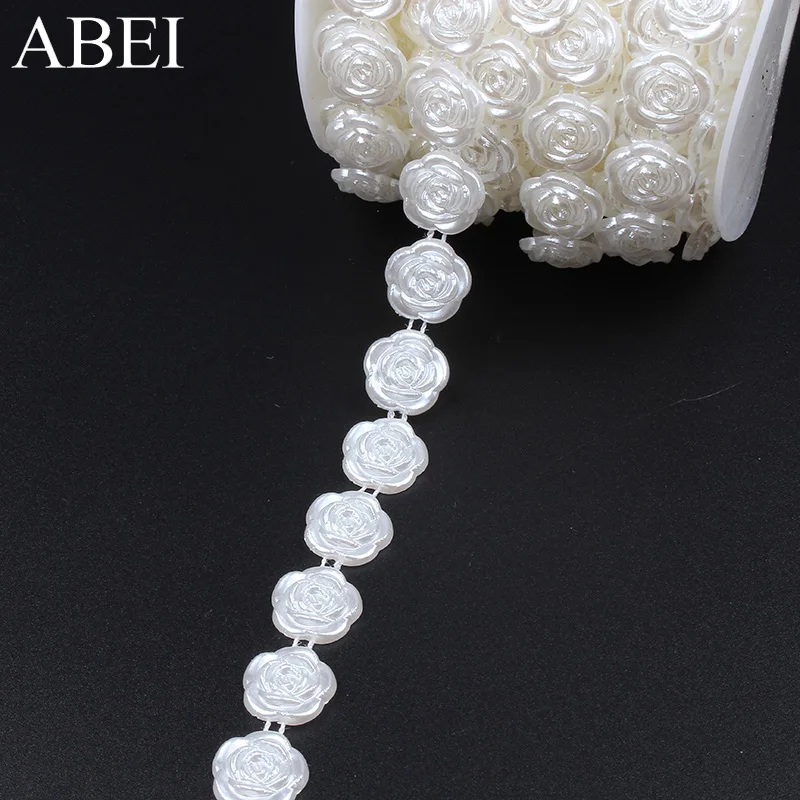 17mm 2yards White Rose Flower String Plastic Beaded Lace Trims for Wedding Dress Clothes Ornaments DIY Home Wedding Decoration