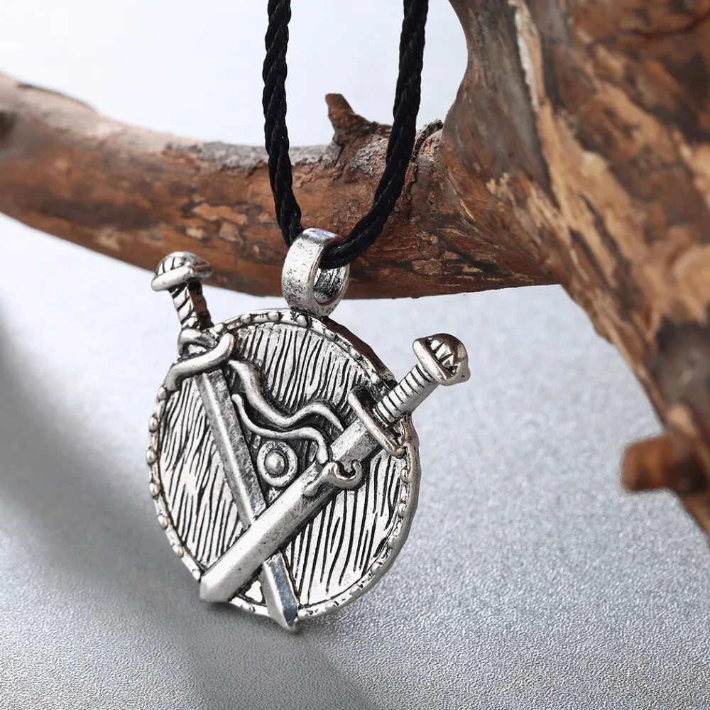 Kinitial Vintage Man Chock Necklaces Valknut slavic Viking Antique Bronze Sword Pendant Necklace Medieval Jewelry Collier