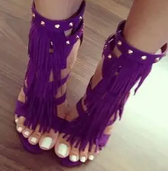 Prezzo all'ingrosso di Alta Qualità Fringe Sandali con Tacco Alto Rosso Viola In Pelle Scamosciata Rivetti Estate scarpe donna Taglia 34-41 Real Photo