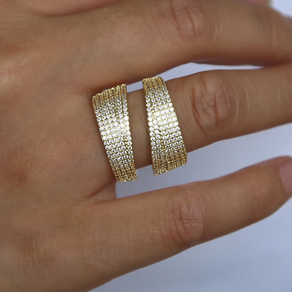 Women Ring Gold Color Finger Engagement Rings for Women Wedding Lab cz Rings iced out hiphop women Body Jewelry Size 6 7