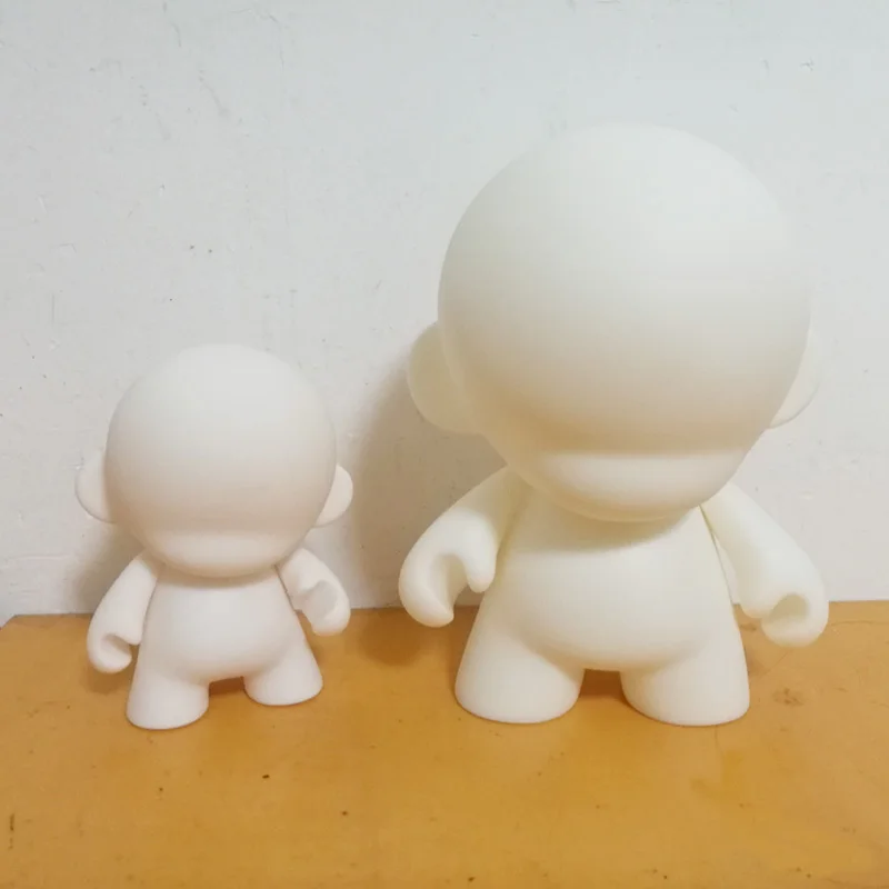 Wholesale 6.5inch or 4inch Kidrobot Munny Blank Munny For DIY Paint Vinyl Doll Action Figure Fashion Toys