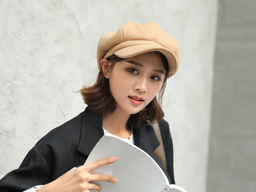 Women's retro cap image 3