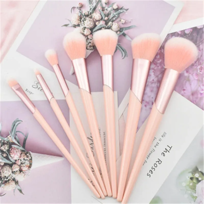 7pcs Makeup Brushes Set Rose Gold Handle Foundation Powder Blush Eye Shadow Lip Brushes Face Beauty Makeup Tools Kit with Case