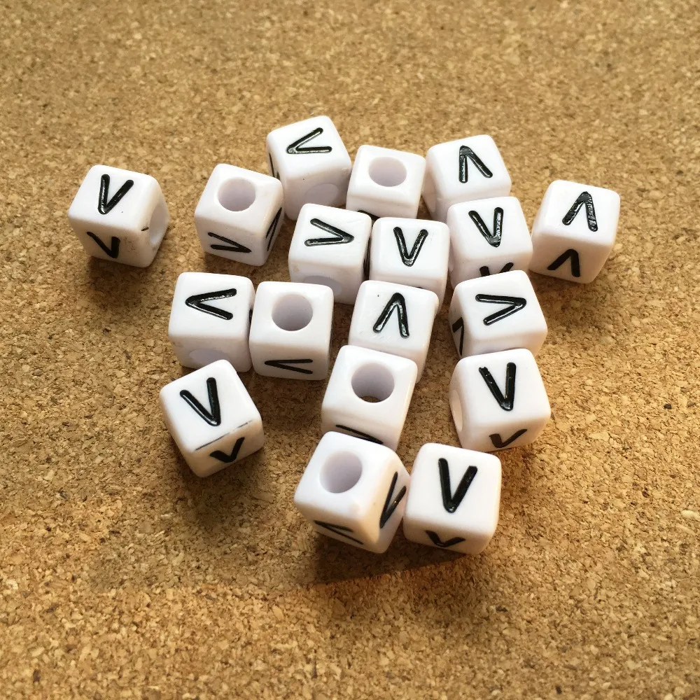 

Free Shipping Single Initial V Printing Acrylic Cube Letters Beads 1100pcs 8*8MM Plastic Alphabet Jewelry Bracelet Knit Beads