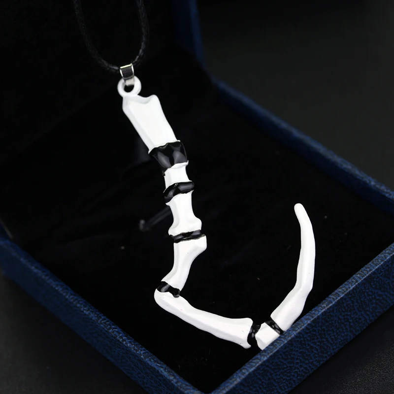 MQCHUN Fashion Game Dota 2 Pudge Dragonclaw Hook Pendant Necklace Metal Cosplay Jewelry for Women Men Gift Accessories-30