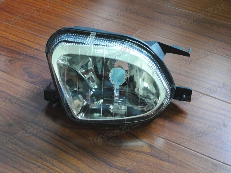 

1Pcs FRont Fog Light Lamp Right Driving Lamp For MERCEDES BENZ W211 E-CLASS 2003-2006