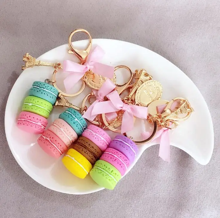 Resin Macaron Cake Keychain Metal Eiffel Tower Bag Charm keyring Wedding Supplies Keychain Favors DHL Free Shipping SN1547