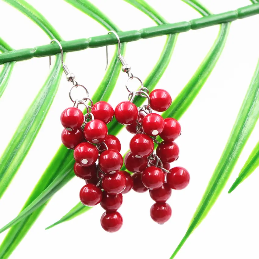 Neo-Gothic Ethnic Long Dangle Earring for Women 8mm Red Artificial Coral Drop Grape Shape Earrings Fashion Jewelry Eardrop A660