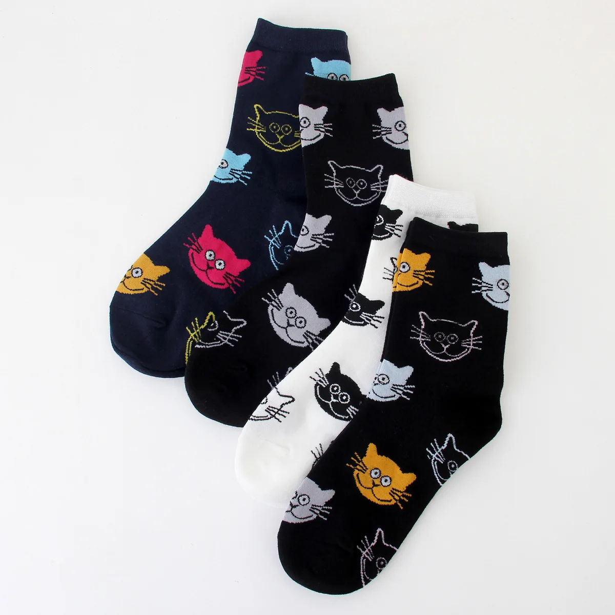 PEONFLY 4pairs/lot Combed Cotton Socks Women Breathable Cute Kawaii Cat Printing Pattern Funny Sock Casual Autumn Soft Sokken