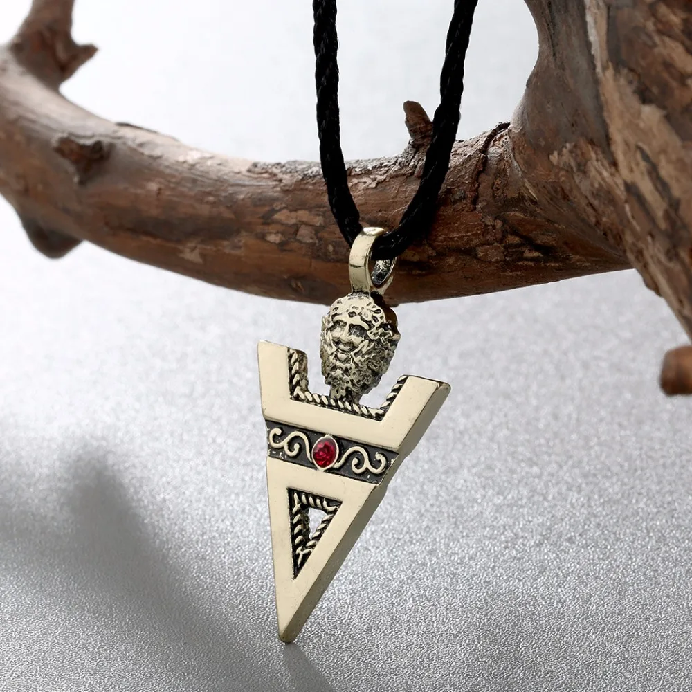 Cxwind Retro Veles Sign Necklace & Pendant Slavic Culture Pagan\'s Amulet Triangle Crystal Necklace Statement Jewelry Collier