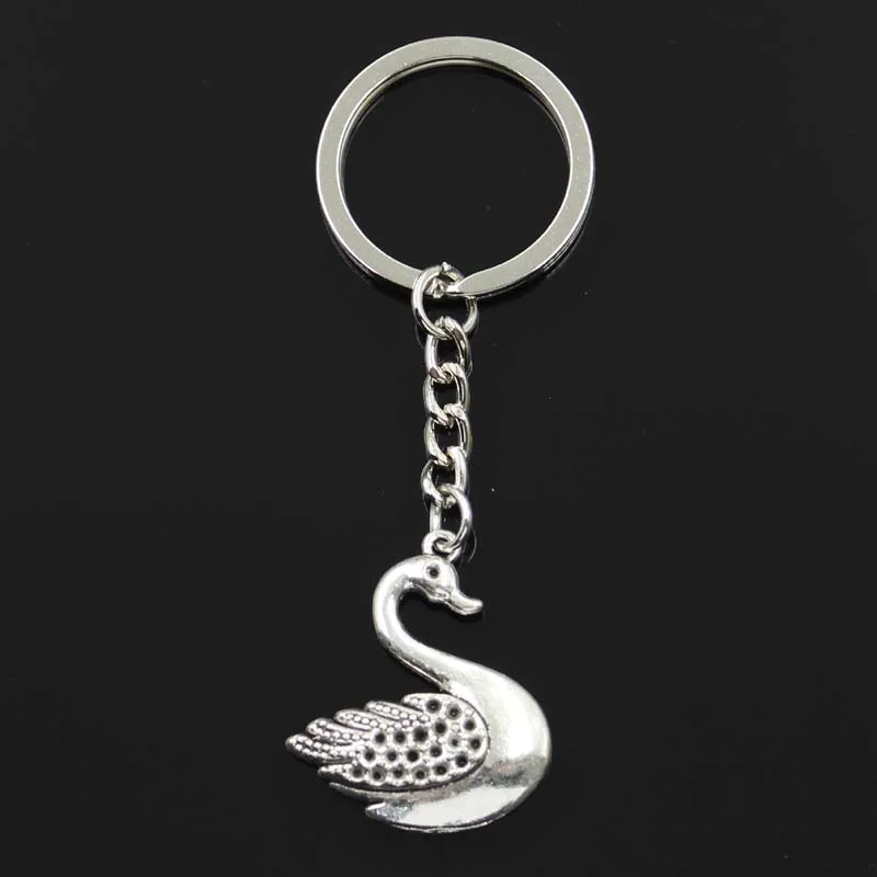 New Keychain 32x27mm Swan Pendants DIY Men Car Key Chain Ring Holder Keyring Souvenir Jewelry Gift