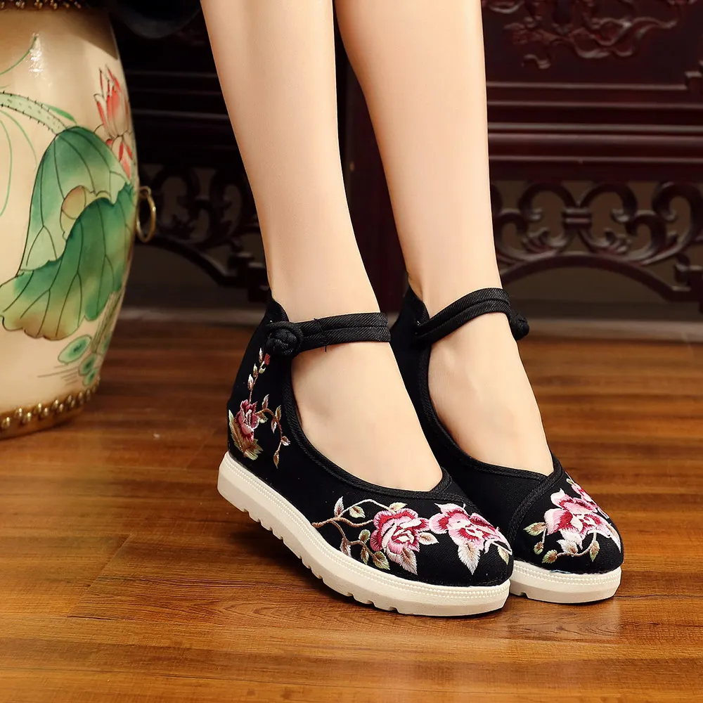 Veowalk Women Canvas Elevator Shoes Hidden Platform Ladies Casual Sneakers Handmade Chinese Style Flower Embroidered Creepers