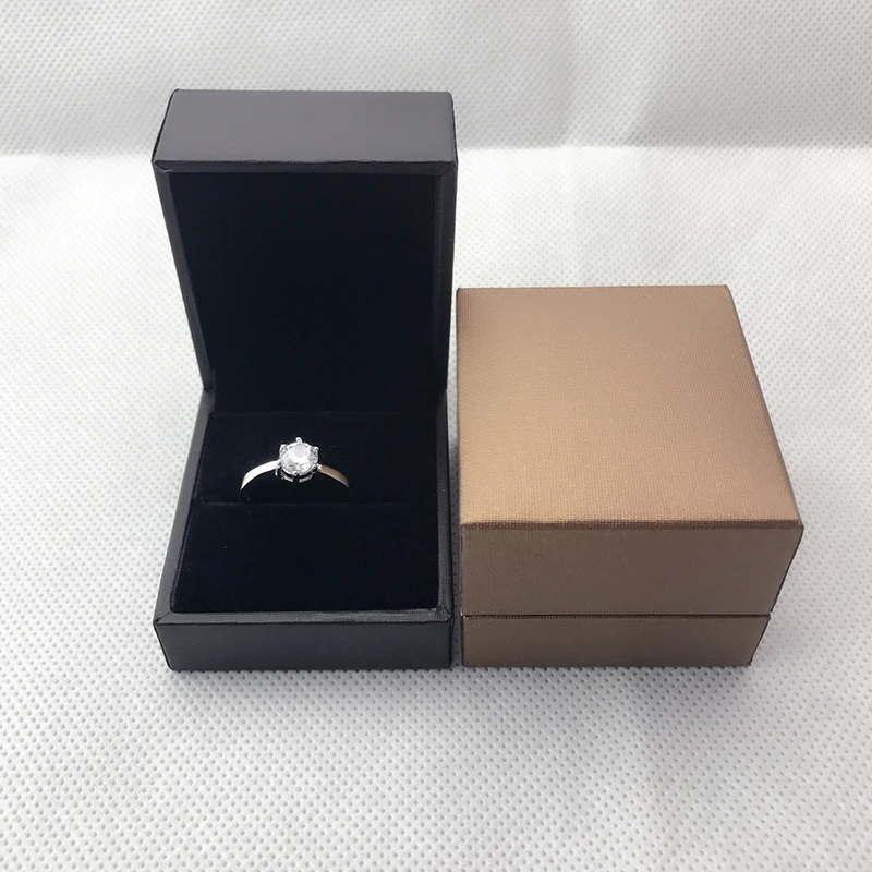 High Quality PU Leather Gift Jewelry Ring Earrings Display Box Holder Wedding Engagement Ring Storage Box Presentation Show Case