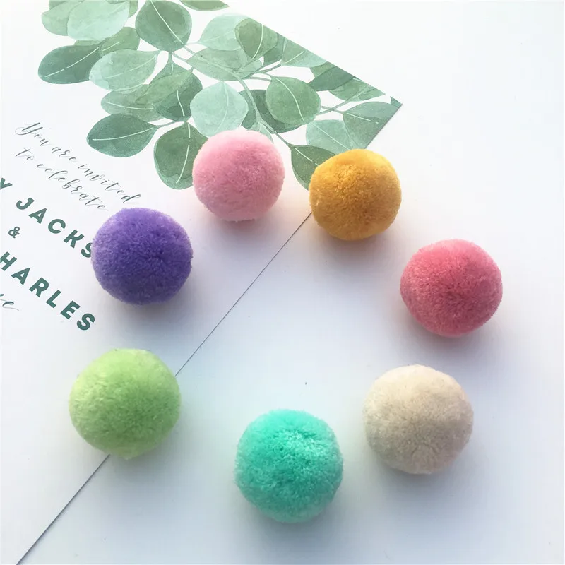 8pcs/lot 40mm Large Pompom Fur Balls For Kids DIY Scrapbooking Wedding Home Decoration Plush Pompoms Ball Flowers Crafts