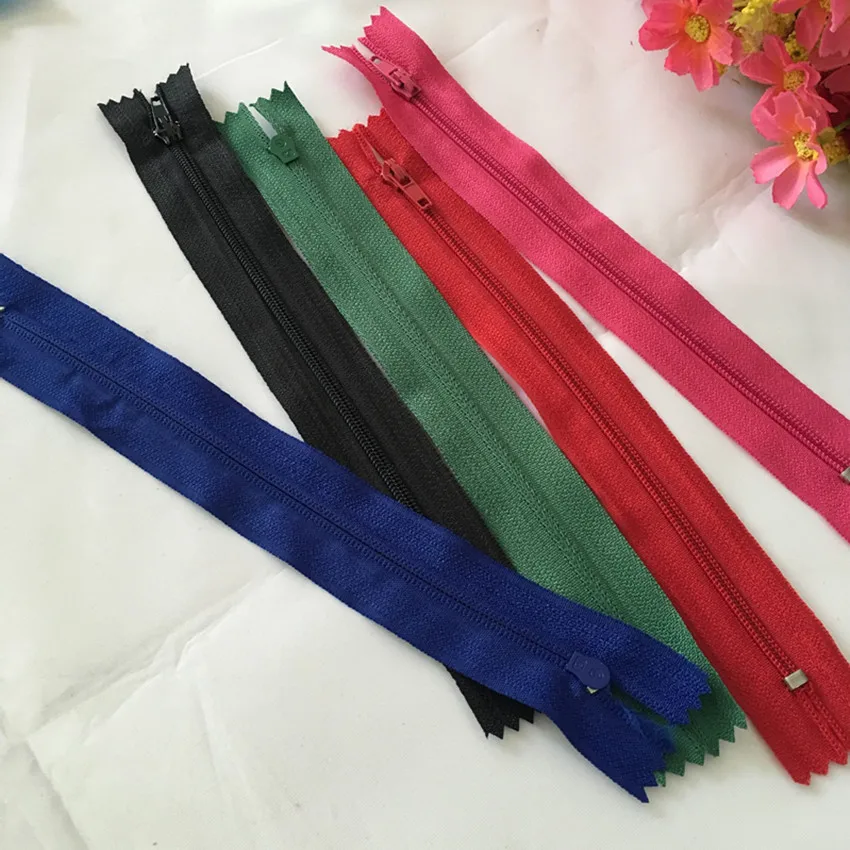 50pcs/ 10pcs 18cm Durable Nylon Closed End Zips Zippers for Sewing (Random Color)    AA7460