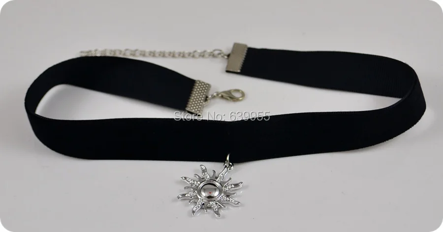 Trendy Elegant Velvet Ribbon Choker Necklace Sun Pendant Women Girl\'s Fashion Jewelry