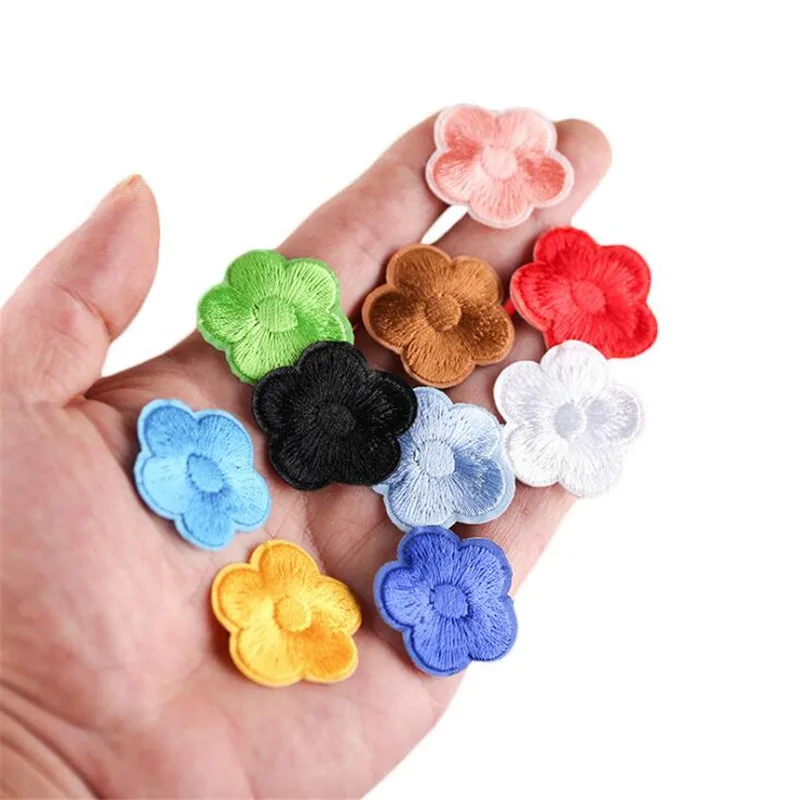 

Cheap 10pcs/Lot Small Flower Patches Iron On Applique for Clothes Embroidered For Clothing DIY Motif Stripes Clothes Accessories