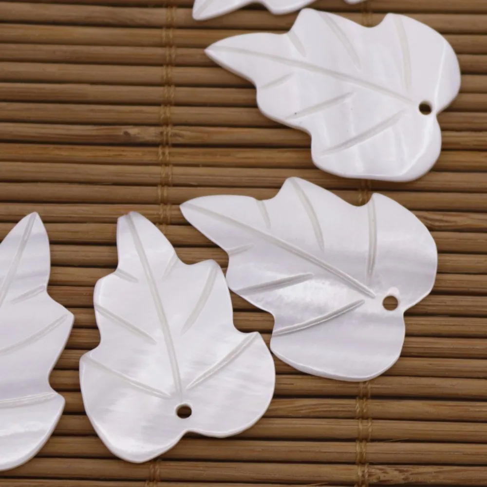 10 PCS 22mmX30mm Natural White Mother of Pearl Leaf Shell Charms Pendant  Loose