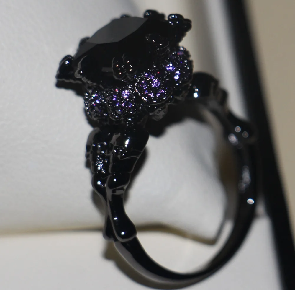 

Victoria Wieck Cool Vintage Jewelry 10KT Black Gold Filled black AAA Cubic Zirconia Women Wedding Skull Band Ring Gift Size5-11