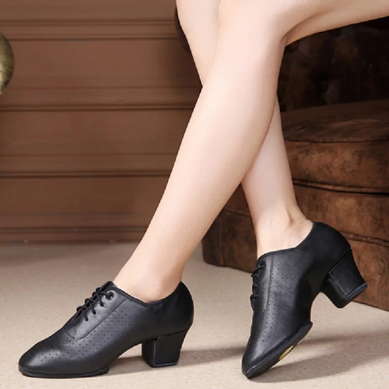 

Customsied teacher professional Practice closed toe soft slip sole 5cm leather Ballroom Latin Dance Shoes for women Evkoo-399