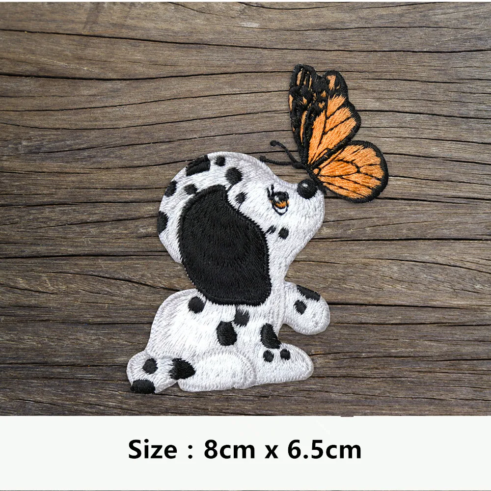 1 Piece Cute Dog Kiss Butterfly Patch DIY Repair Embroidery Iron On Patch for Clothing Sticker Beautiful Clothing Parches