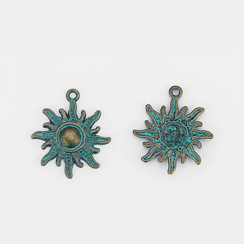 10pcs Antique Bronze Verdigris Patina Sun Charms Pendant for Bracelet Necklace DIY Jewelry Making Findings 28*25mm