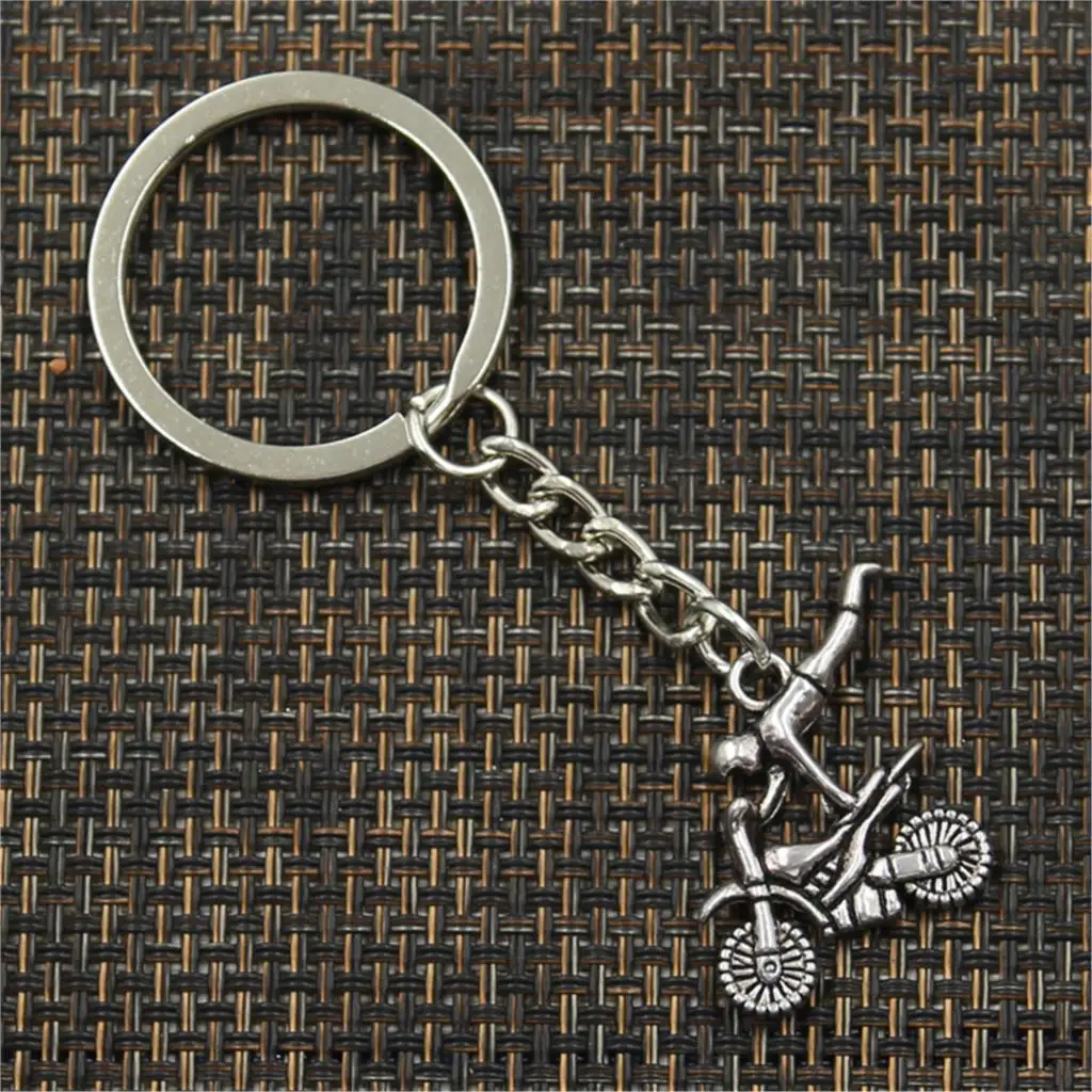 New Fashion Men 30mm Keychain DIY Metal Holder Chain Vintage Motorcycle Motorcross 25x25mm Silver Color Pendant Gift