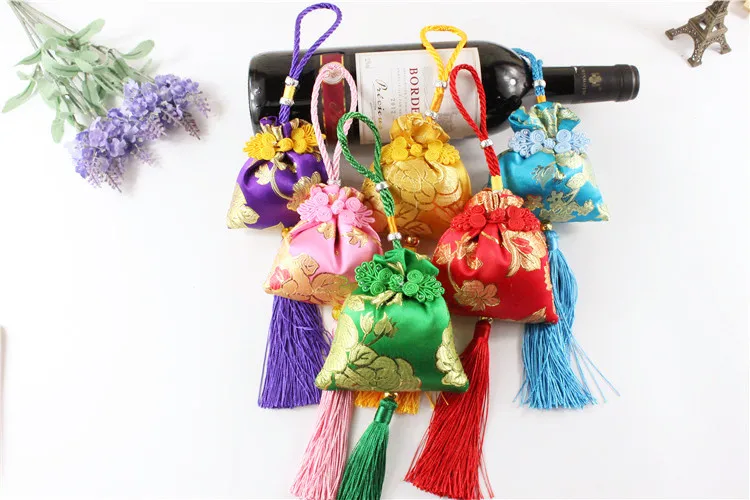 Tassel Chinese style Hanging Charm Silk Brocade Bag Drawstring Empty Tea Bag Sachet craft Lavender Small Bags for Gifts 2pcs/lot