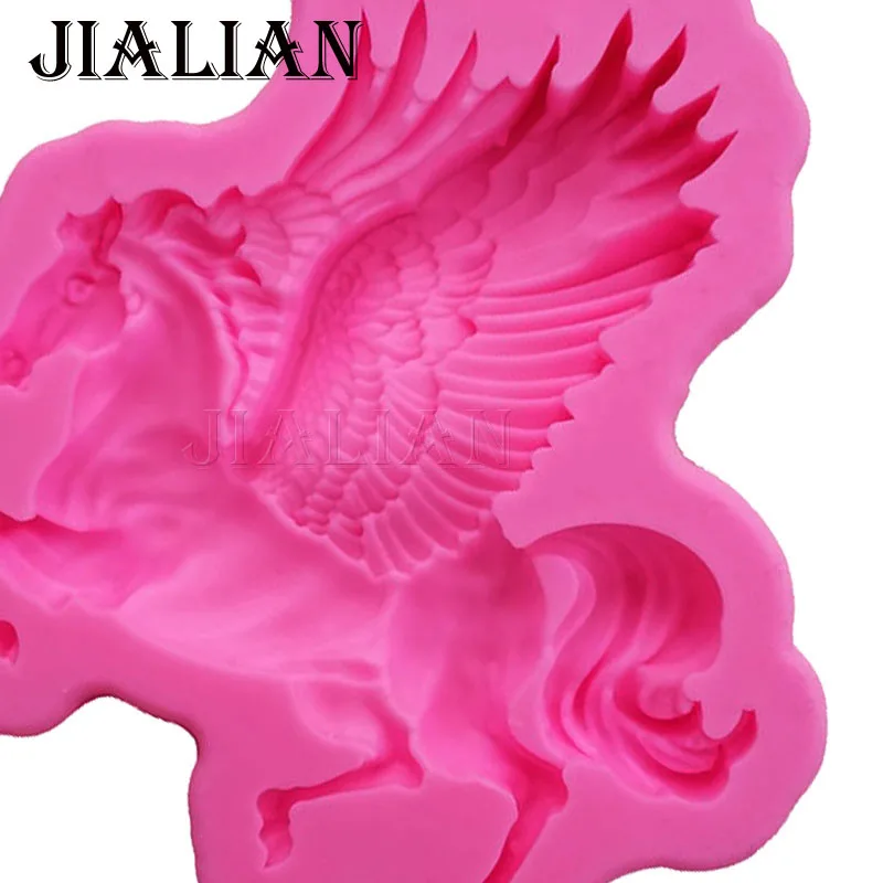 Hot Silicone Fondant Mold 3D Horse Cake decorating tools Chocolate Baking Moulds Pegasus soap Cake Mold T0682