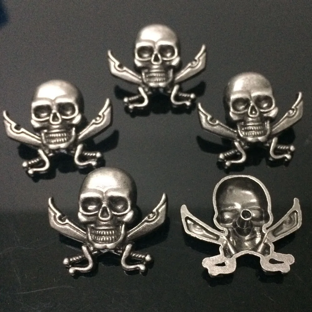 New 30PCS 23X20MM Antique Silver Cross Bone Skull Head Studs Rivet Punk Spike Shoes Belt Bag Bracelets Accessories Leather Craft