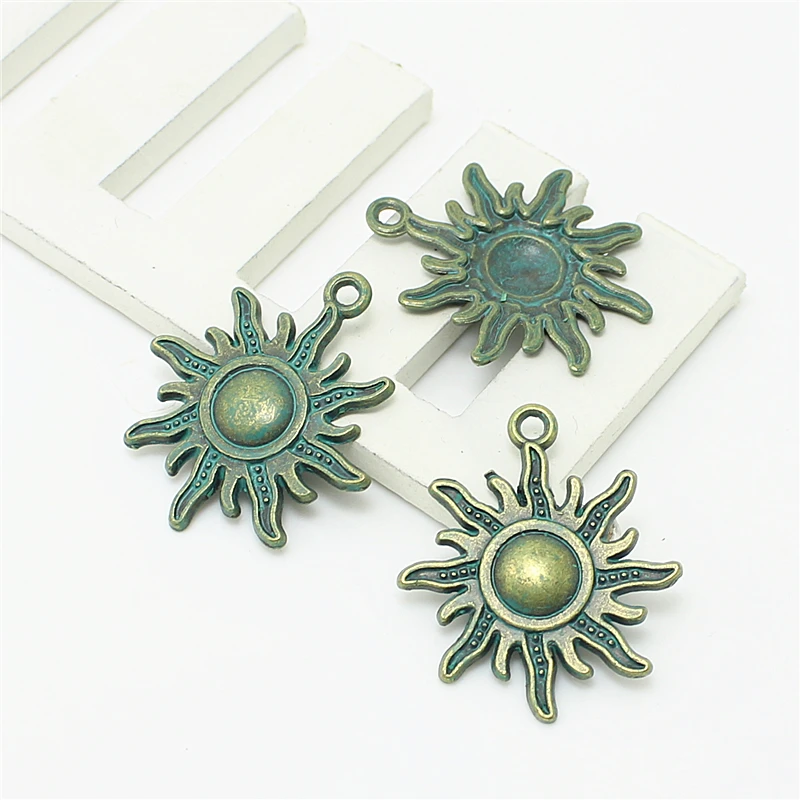 

Sweet Bell 40pcs 24*28mm Fashion Metal Zinc Alloy Hot Sun Charms Jewelry Pendant Making Wholesale D1193