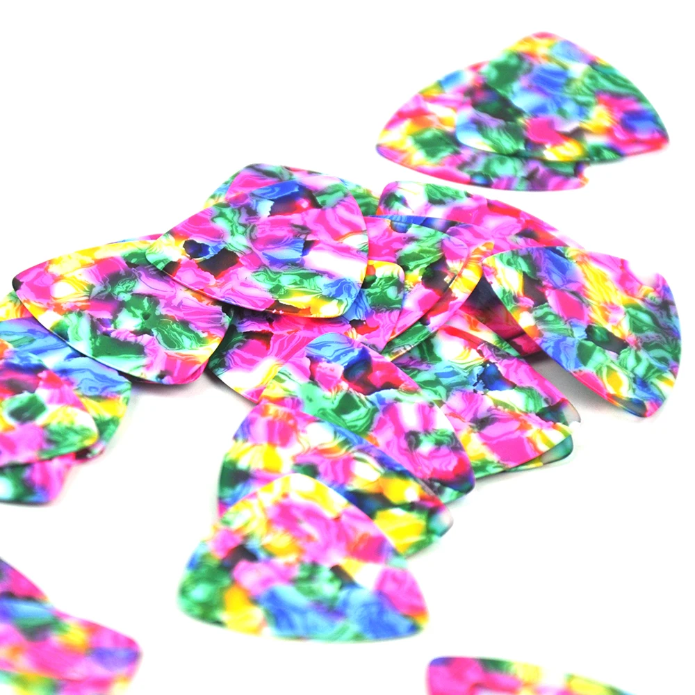 Lots of 100 pcs Tie-dye Rounded Triangle Big Size Medium 0.71mm Celluloid Guitar Picks