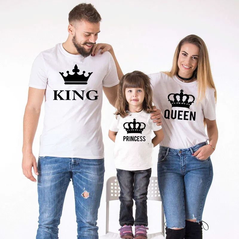 

Рубашки King Queen и принцессы для семьи, одежда для отца, мамы и ребенка, одежда Queen для мамы и дочери, семейная Одинаковая одежда