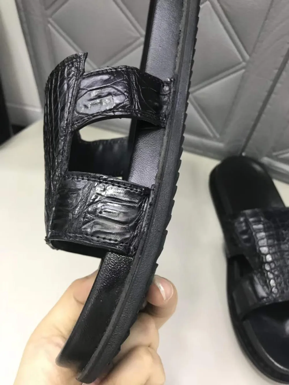 100% Genuine real crocodile skin leather men summer shoe 2019 new design summer men shoe black color cow skin inside cow lining