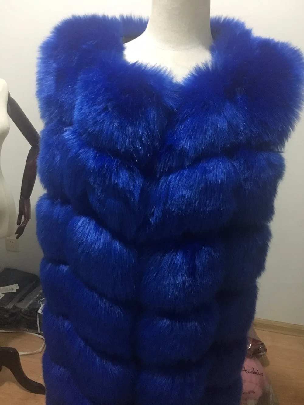 8-10 steps Longer Fluffy Fur Coat Winter Women Luxury Faux Fox Fur Parkas Furry Slim Fake Fur Vest fashion Fur Outerwear