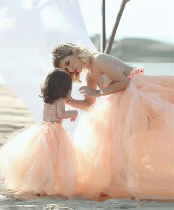 Modest sequined top two pieces mother and daughter party pageant gowns long floor tutu tulle flower girls dresses